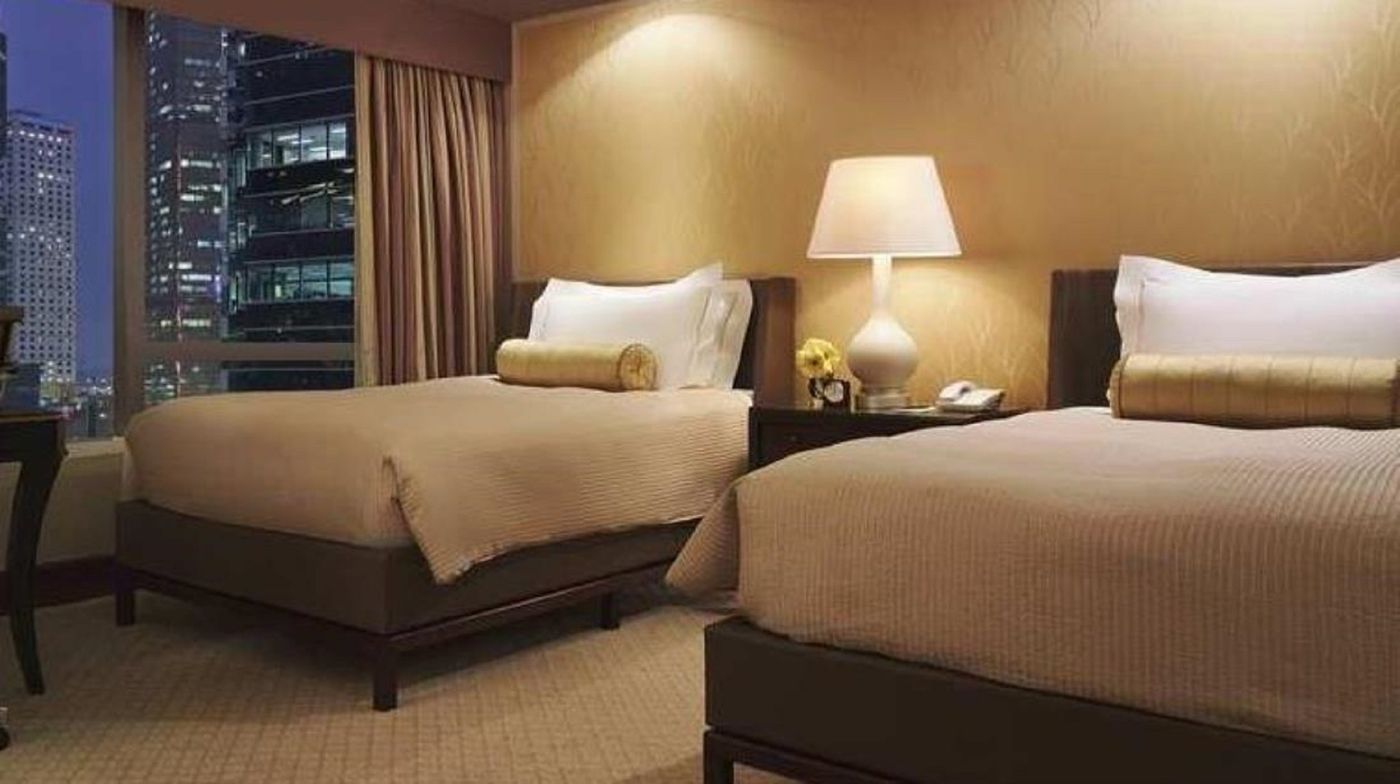 Conrad-Hong-Kong-Room-36