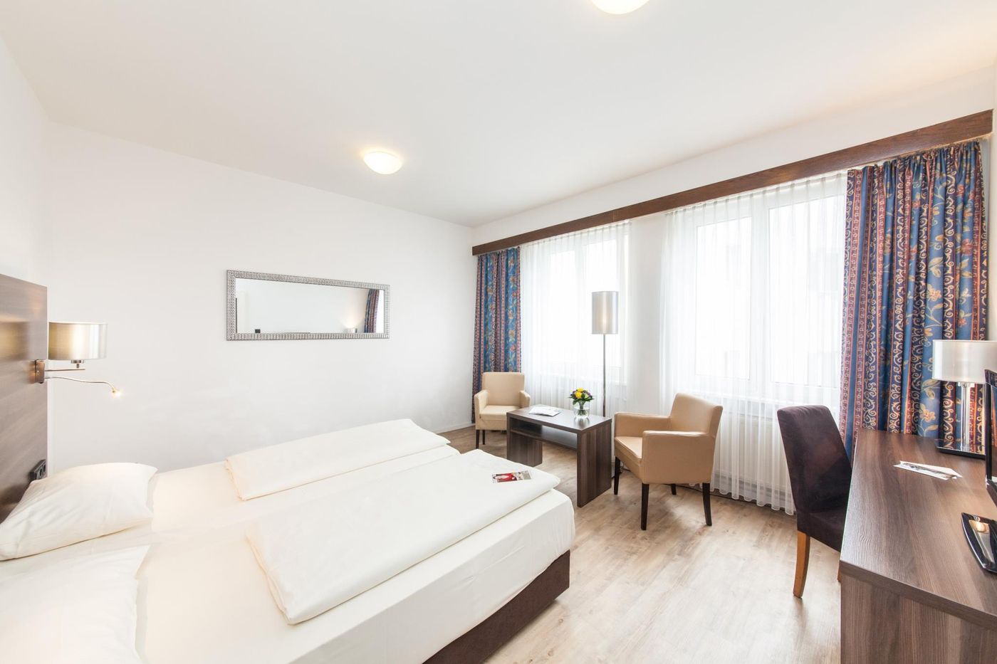 Hotel Continental Frankfurt - Germany - FRANKFURT - General view - 5