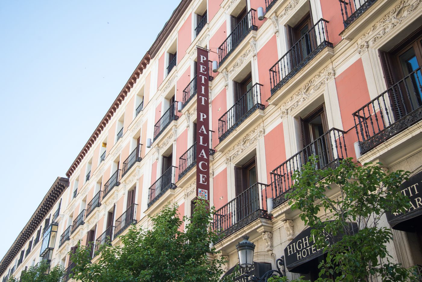 Petit-Palace-Arenal-General-view-7