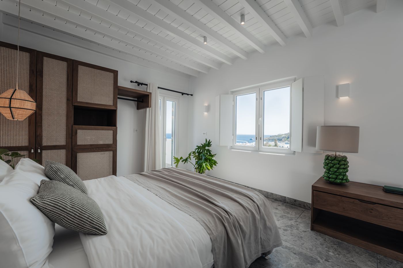 Pelican-Bay---Art-Hotel-Room-23