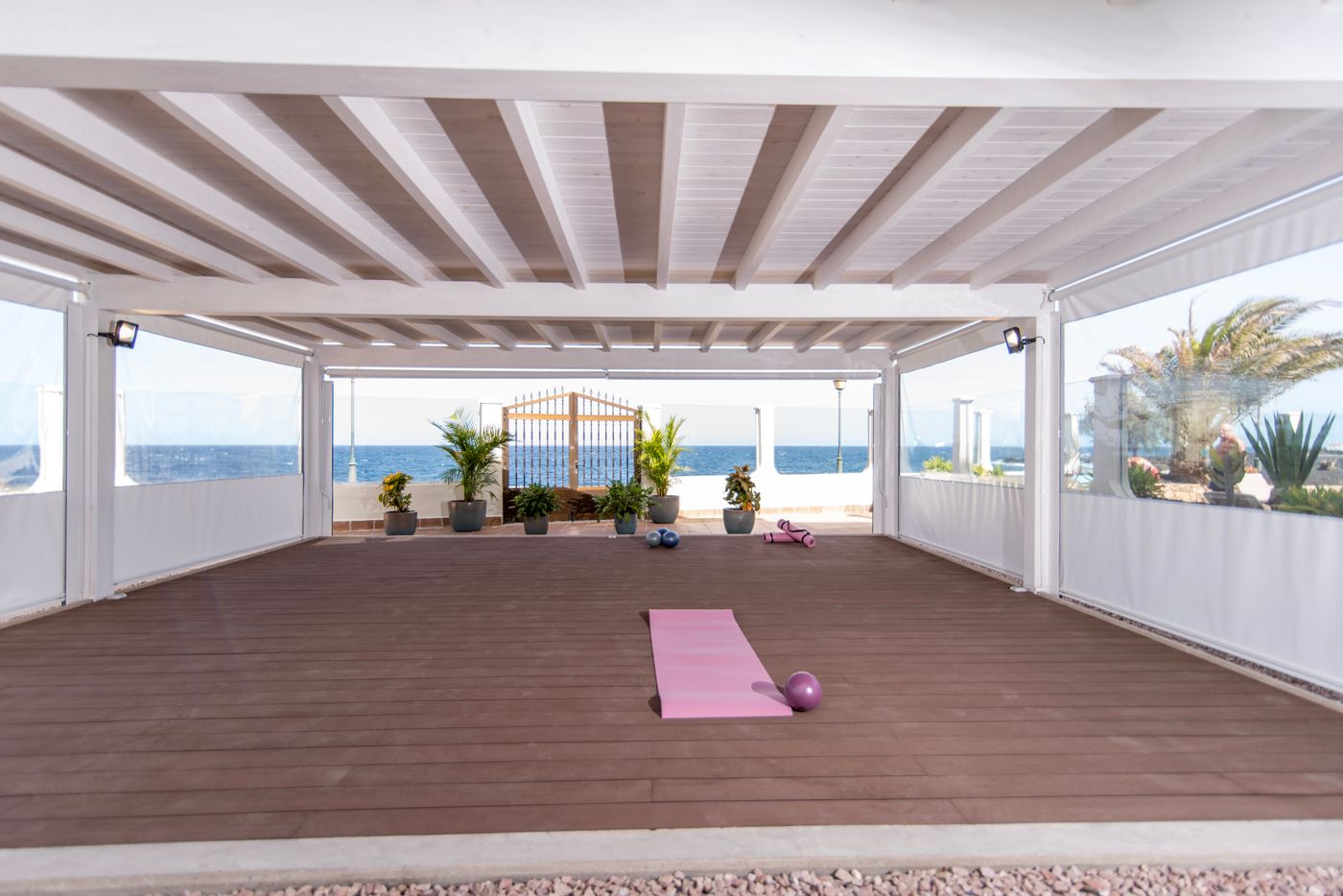 Ereza-Mar---Adults-Only-Sports-and-Entertainment-43