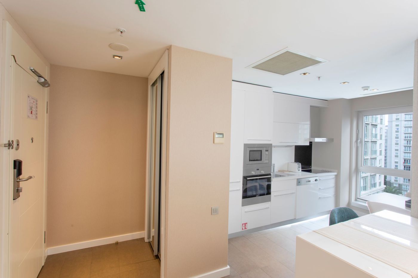 Radisson-Residences-Avrupa-Tem-Istanbul-Room-20