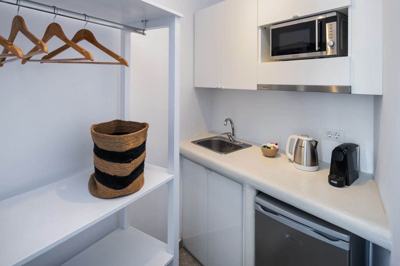 Seven-Suites-Room-44