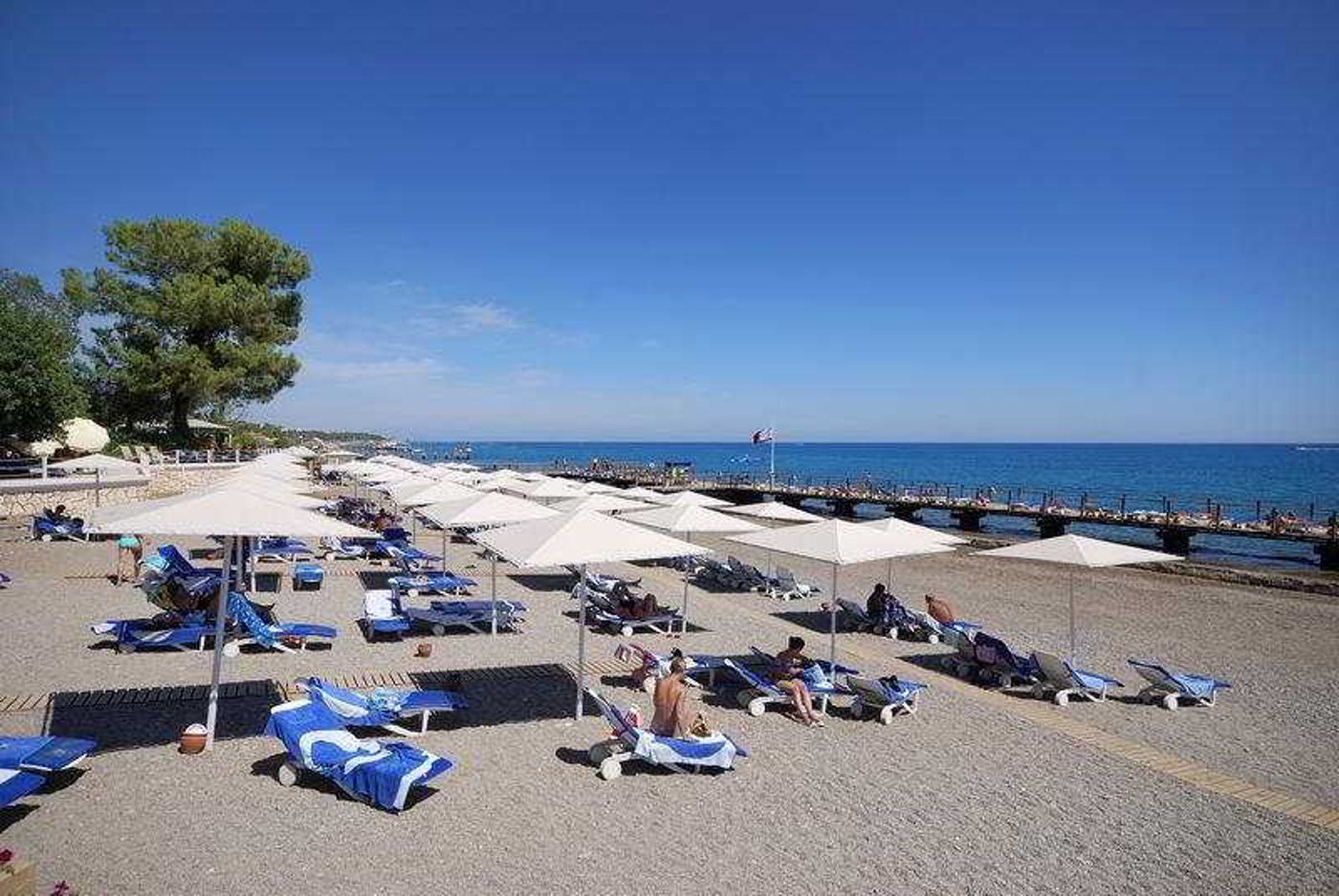 Majesty-Club-La-Mer-Art-Beach-20