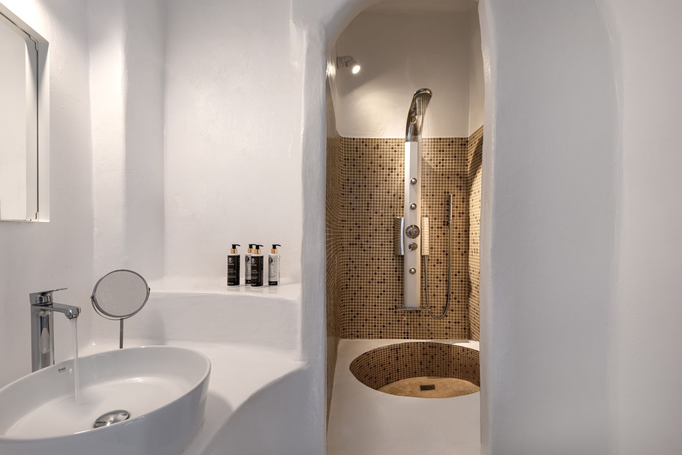 Caldera-Villas-Room-17