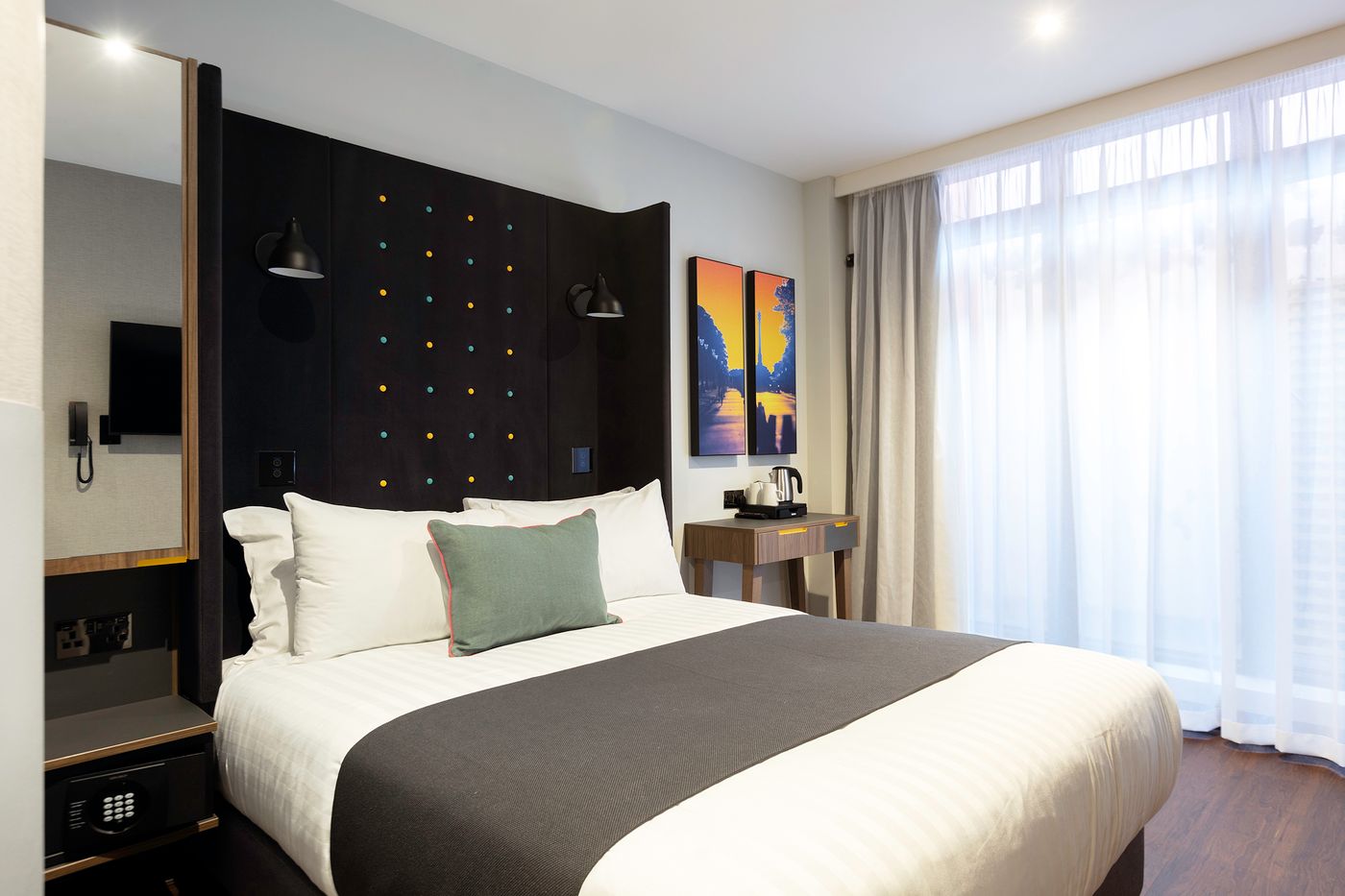 Point-A-Hotel-Dublin-Liberties-Room-6
