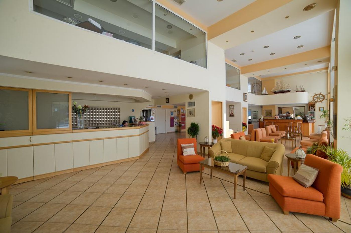 Four-Seasons-Lobby-8