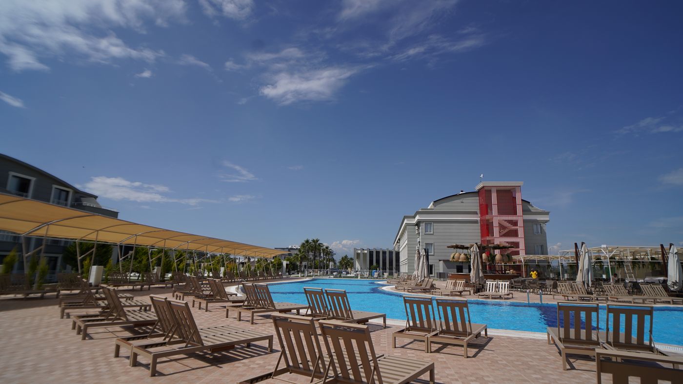 Hotella Hotel and Spa