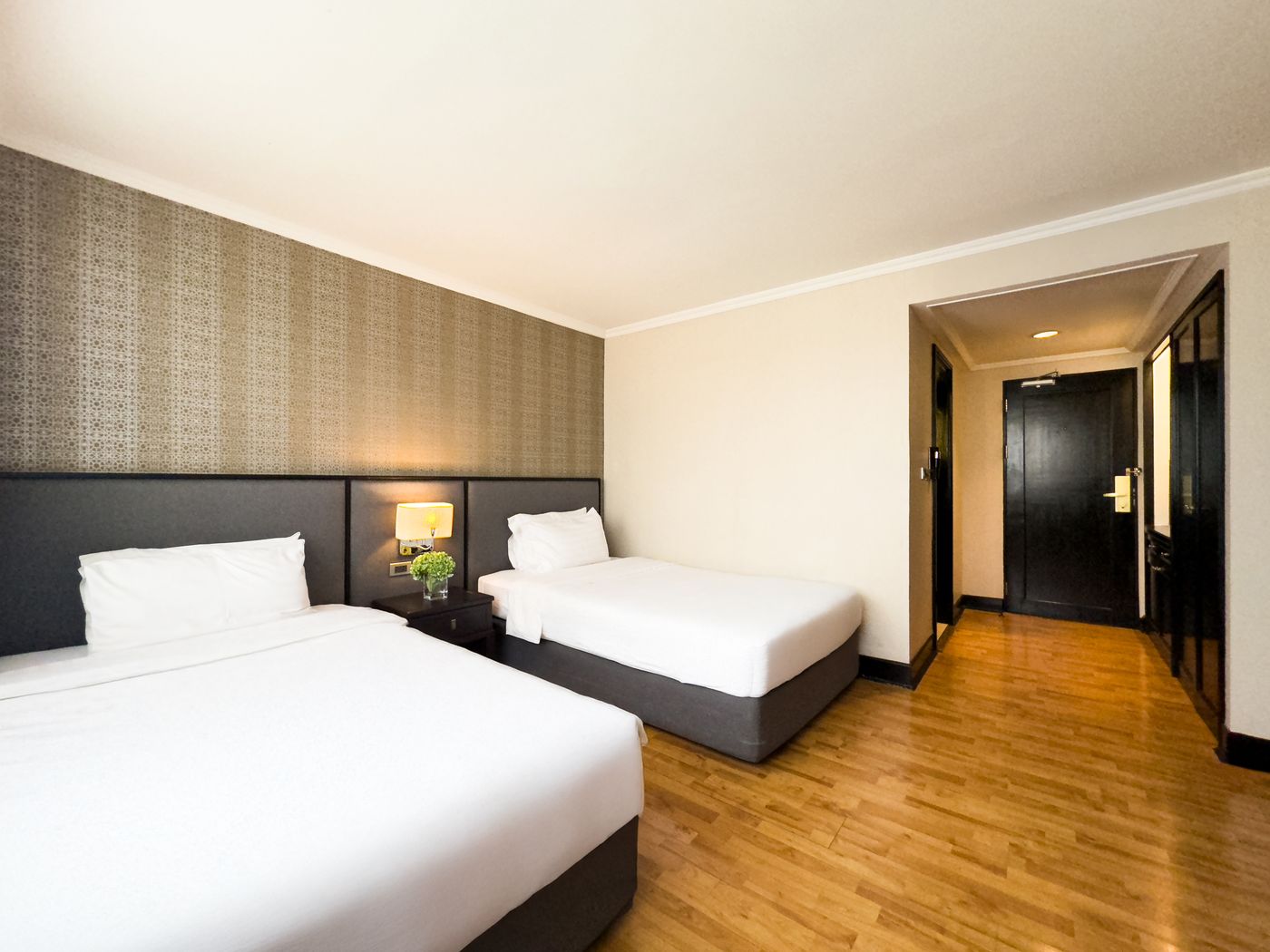 Rembrandt-Residences-Bangkok-Room-36