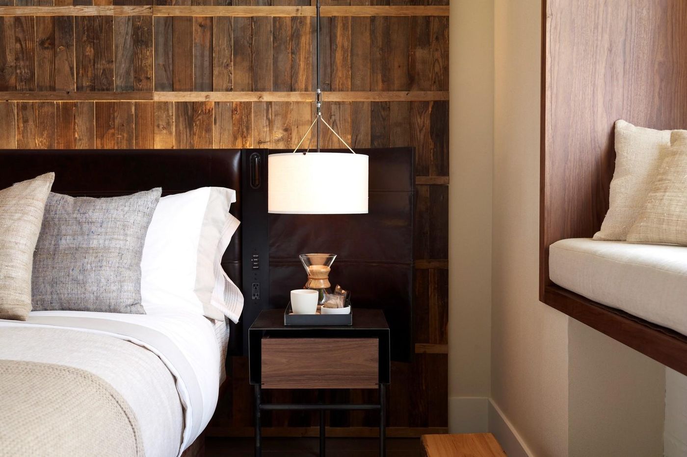 1-Hotel-Central-Park-Room-18