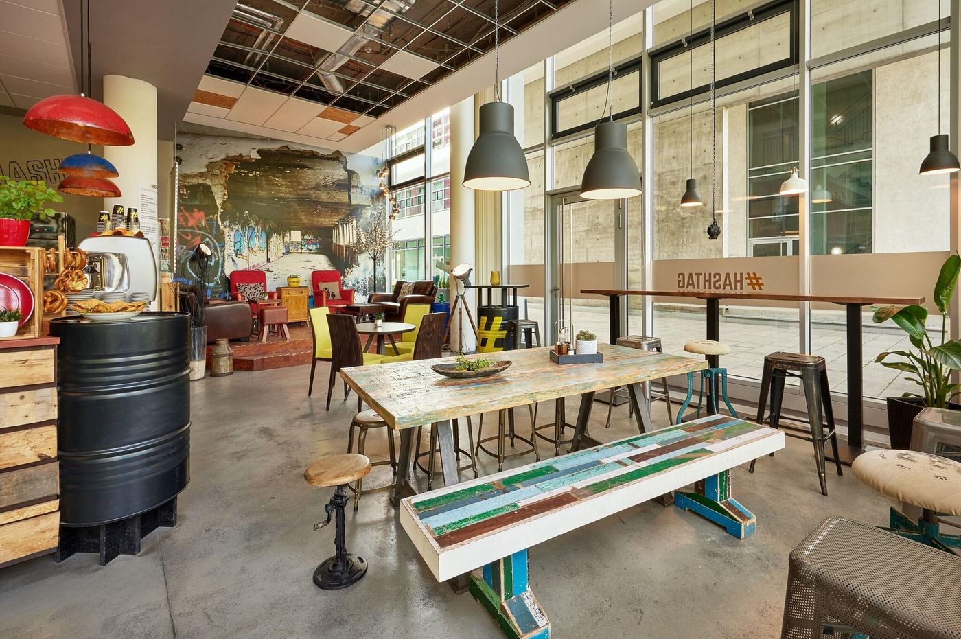 Courtyard-Berlin-City-Center-Restaurant-19