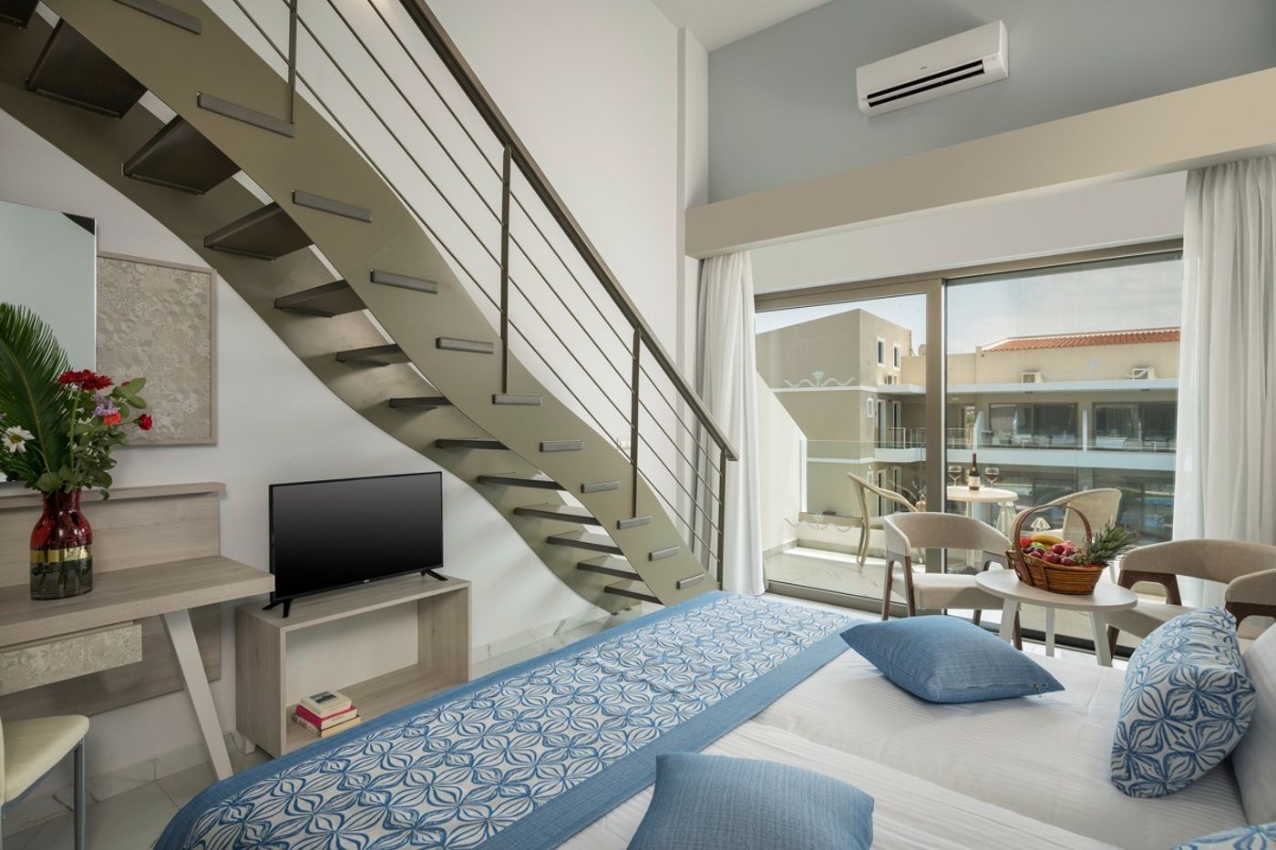 Vantaris Blue - Adults Only 16+