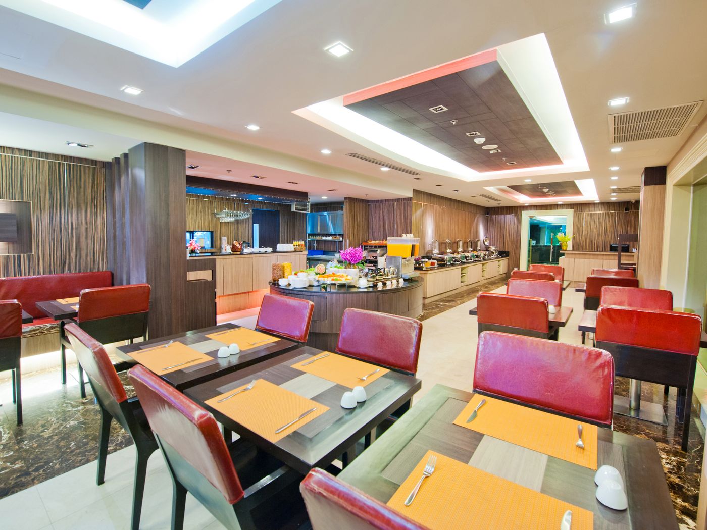 Kingston-Suites-Restaurant-38