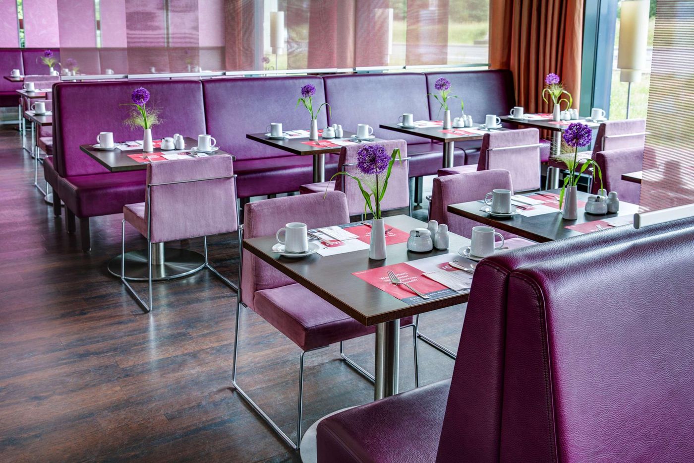 IntercityHotel-Berlin-Airport-Area-North-Restaurant-31