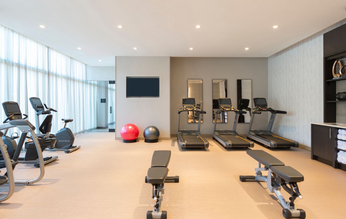 AC-Hotel-Boston-Downtown-Sports-and-Entertainment-46