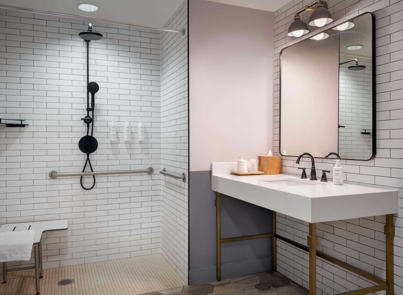 Freepoint-Hotel-Cambridge--a-Tapestry-Collection-Room-25