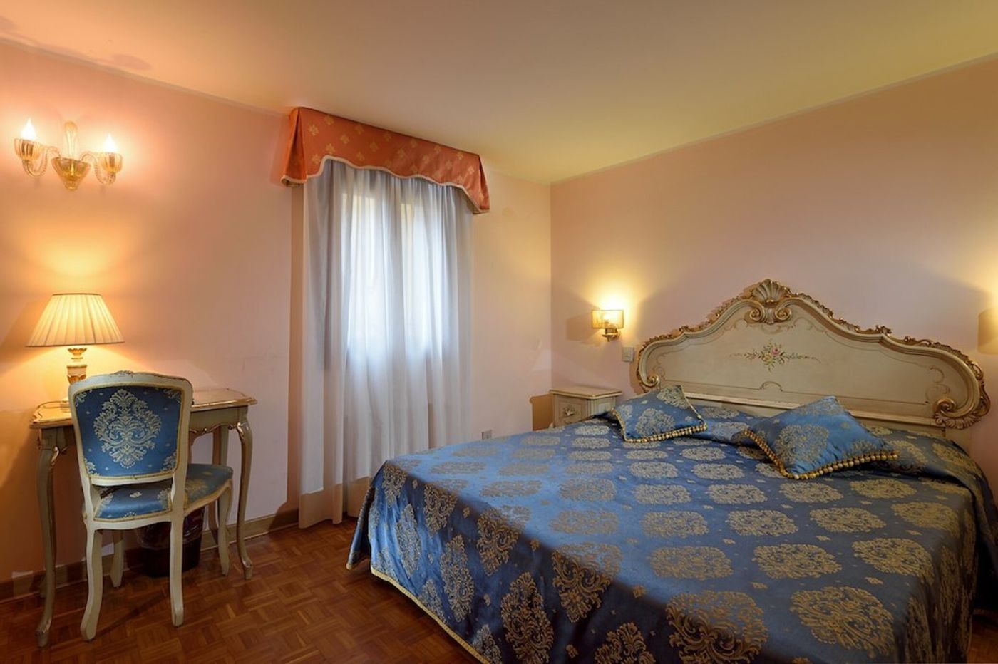 Royal-San-Marco-Room-23