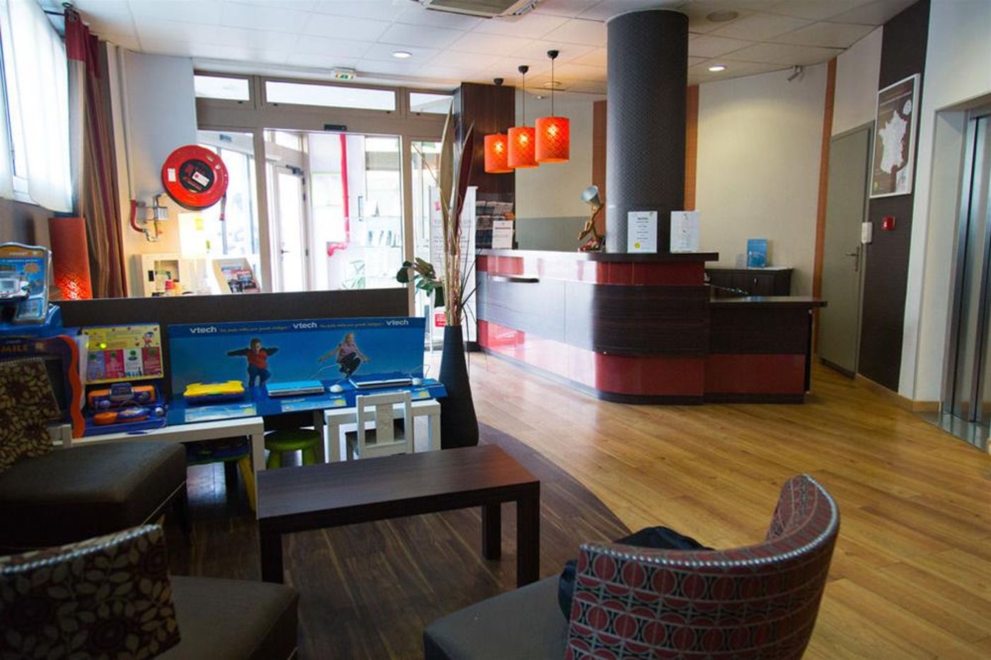 ibis Styles Marseille Centre Prado Castellane-France-Marseille-General view-4