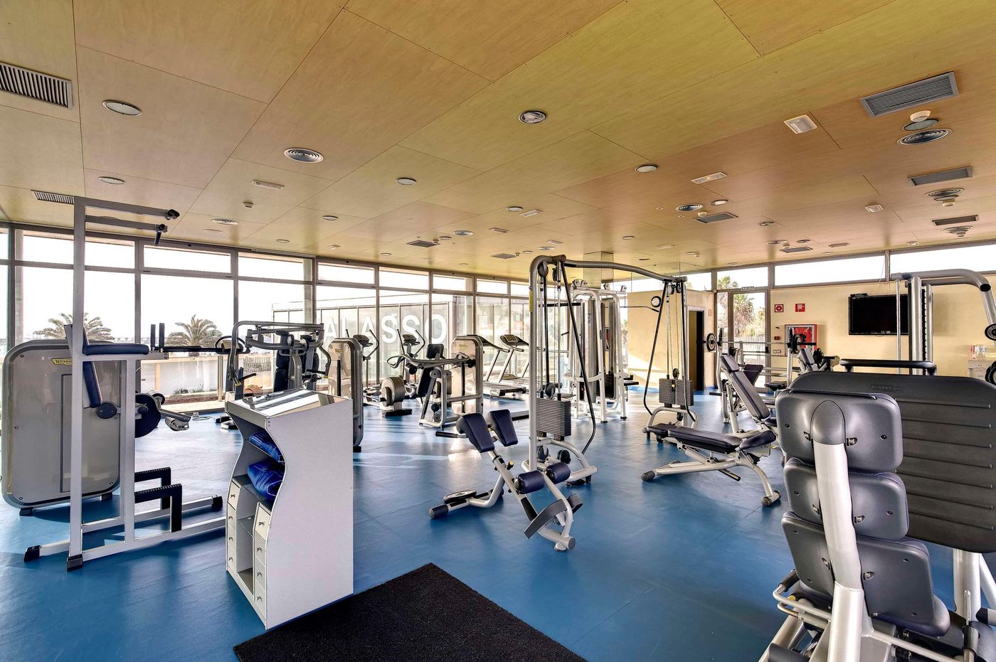 Barcelo-Fuerteventura-Royal-Level--Family-Club--NU-Sports-and-Entertainment-77