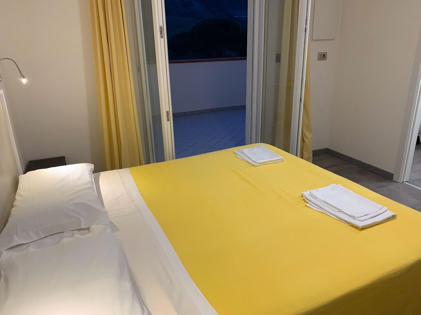 Pineto-Resort-Room-14