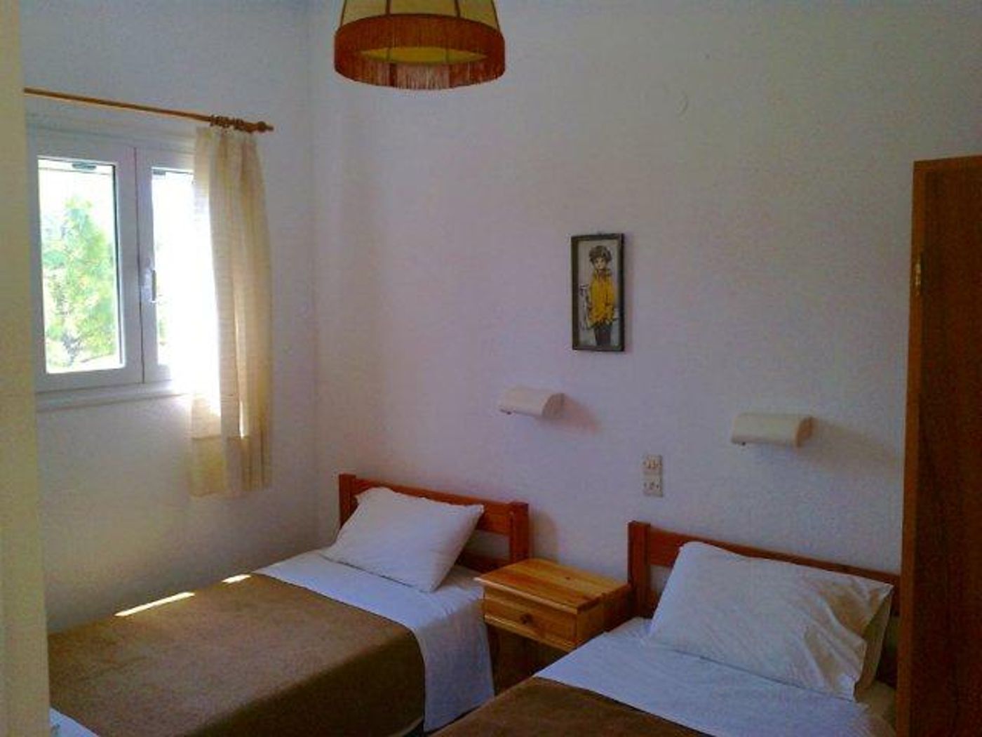 Beachfront Salvanos Apartments