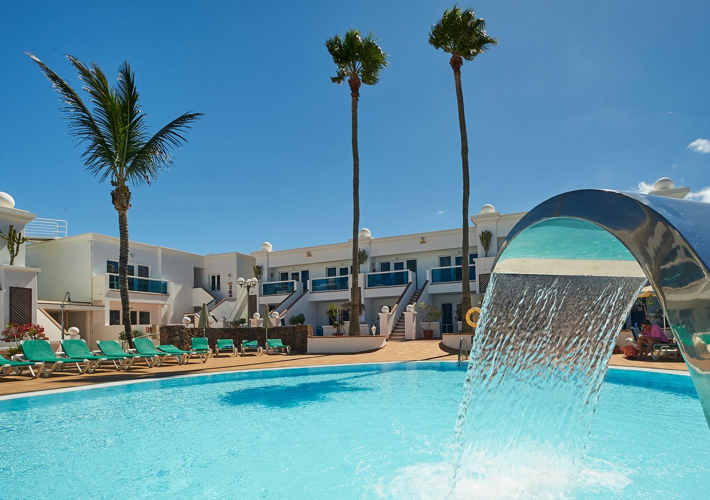 Montana Club Apartments