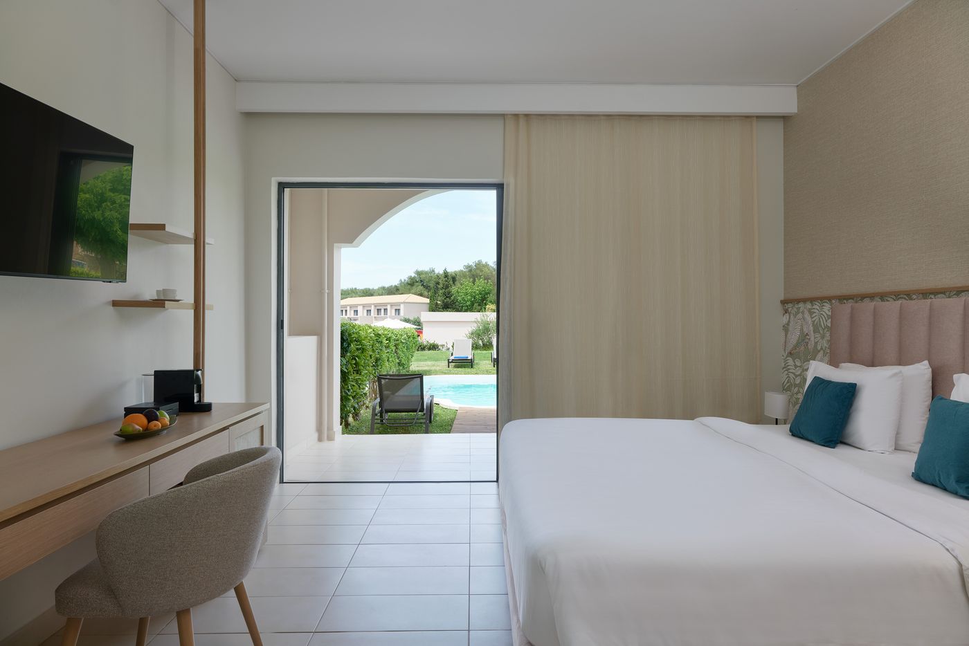 Eleon-Grand-Resort---Spa-Room-31