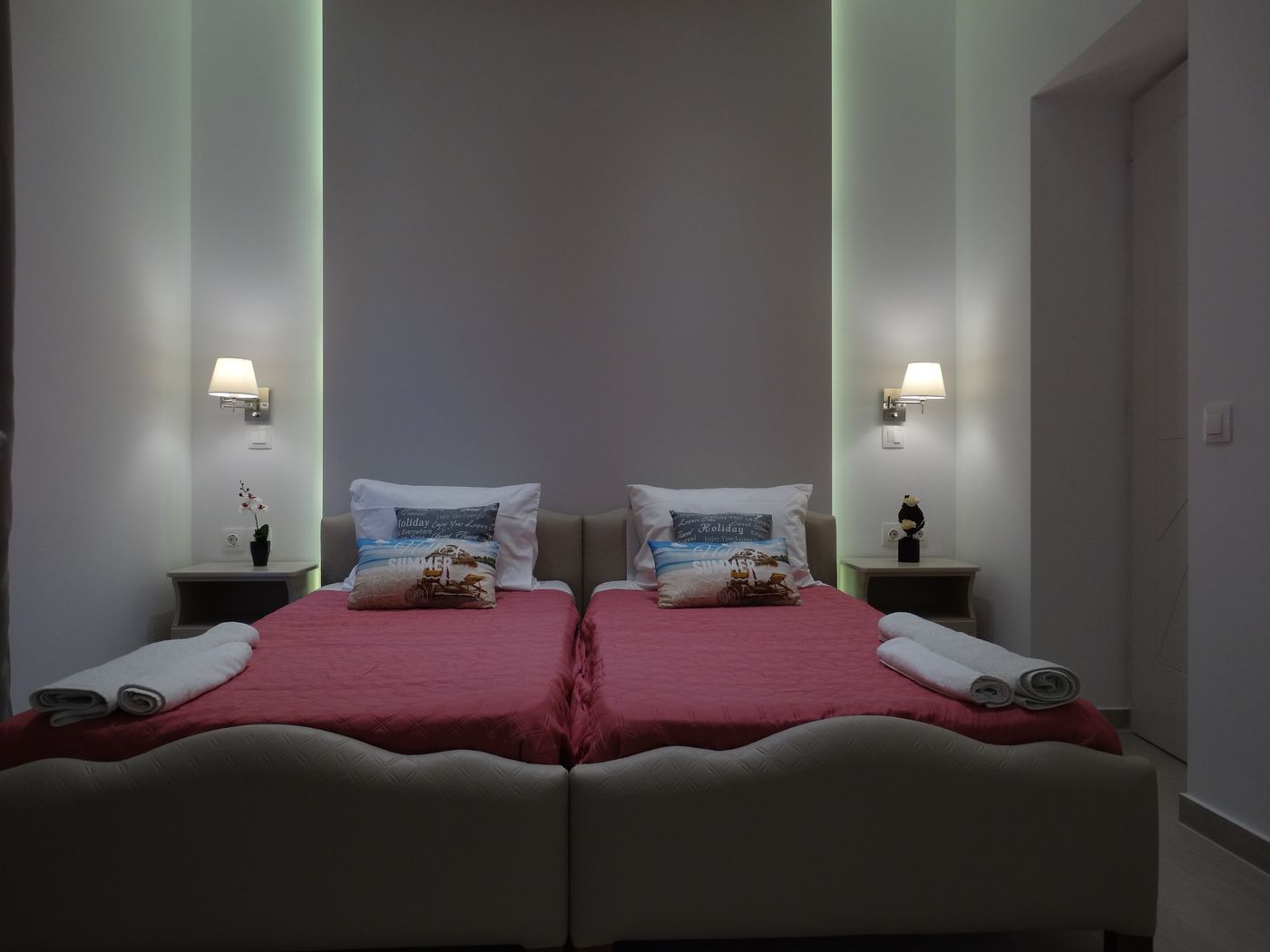 Makis-Apartments-Room-37