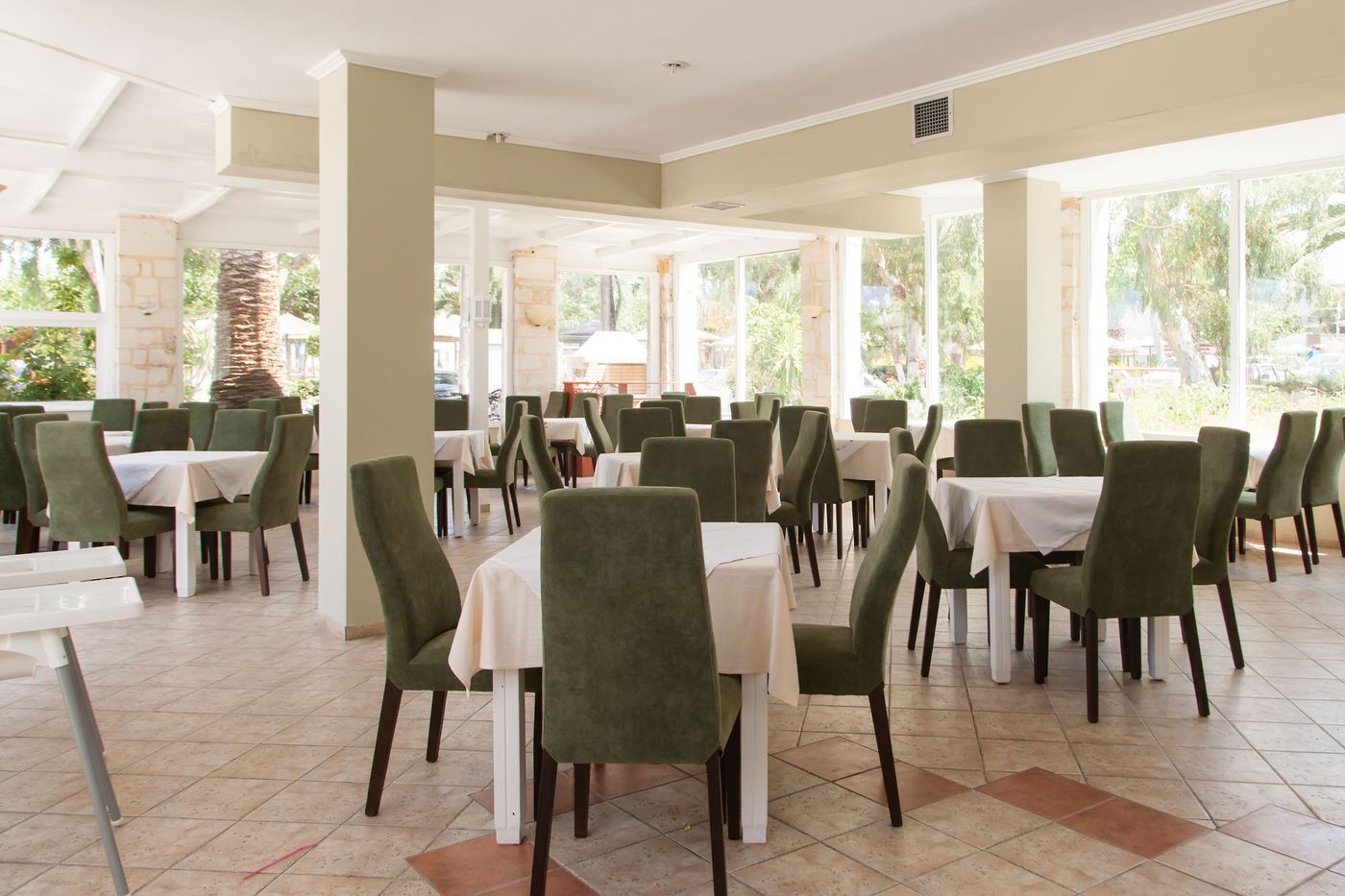 Georgioupolis-Beach-Hotel-Restaurant-34