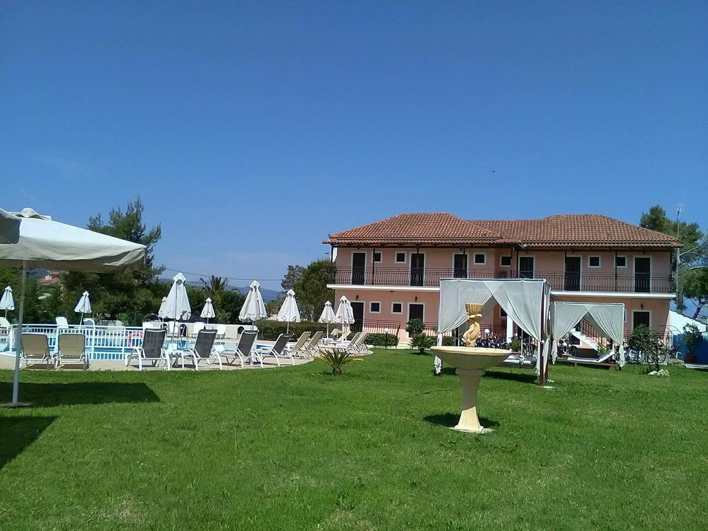 Eleni-s-Garden-Sports-and-Entertainment-10