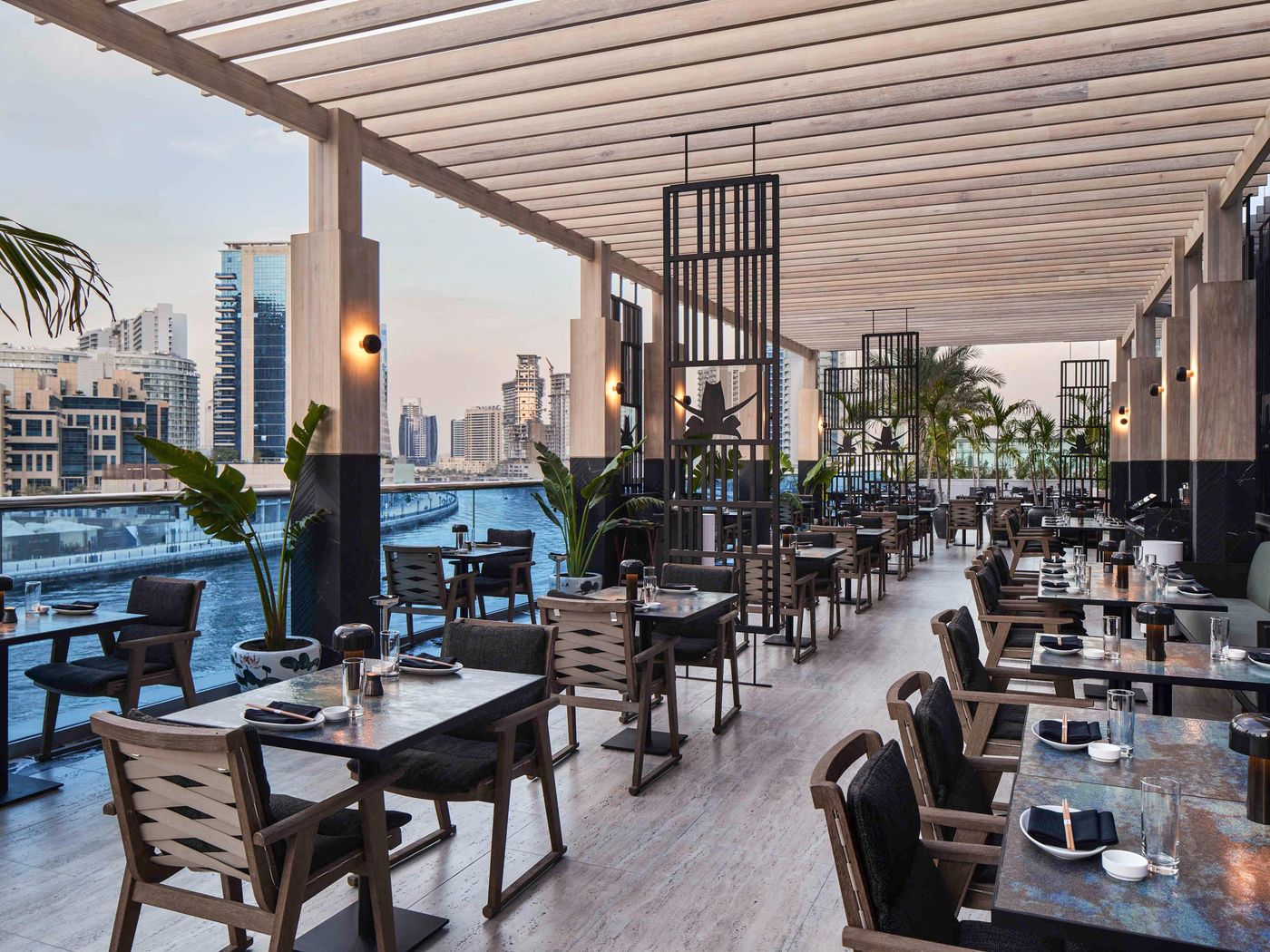 Hyde-Hotel-Dubai-Restaurant-11