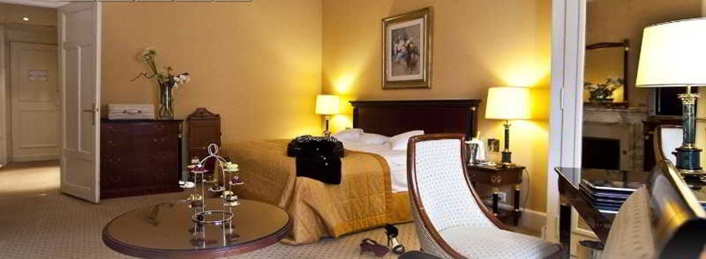 Lausanne Palace-Switzerland-LAUSANNE-Room-9