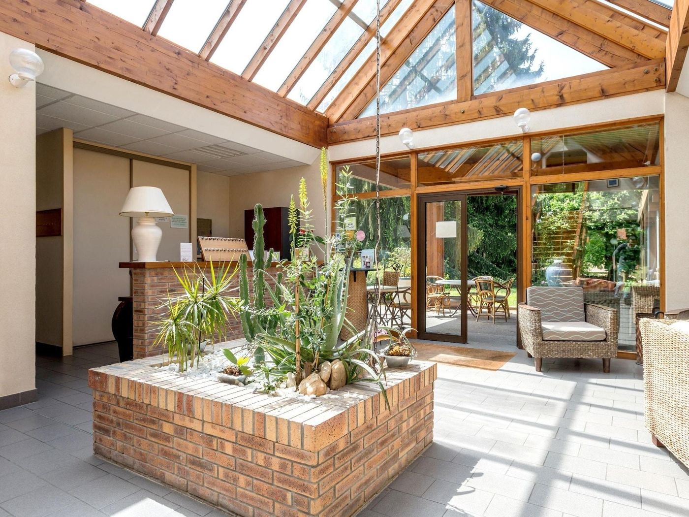 Hôtel Restaurant Chez Nous - France - SAINTE-CROIX - General view - 6