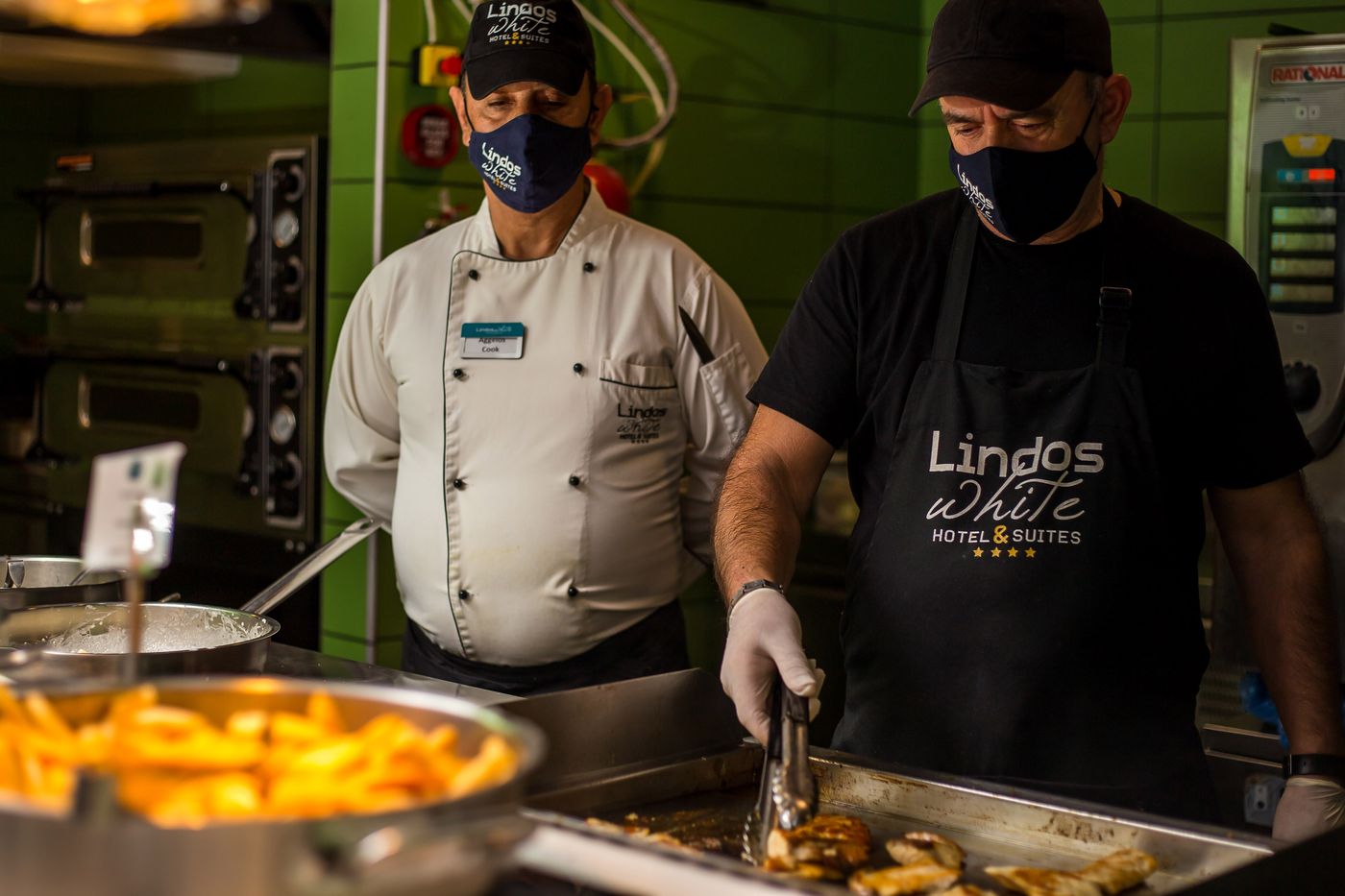 Lindos-White-Hotel---Suites-Restaurant-57