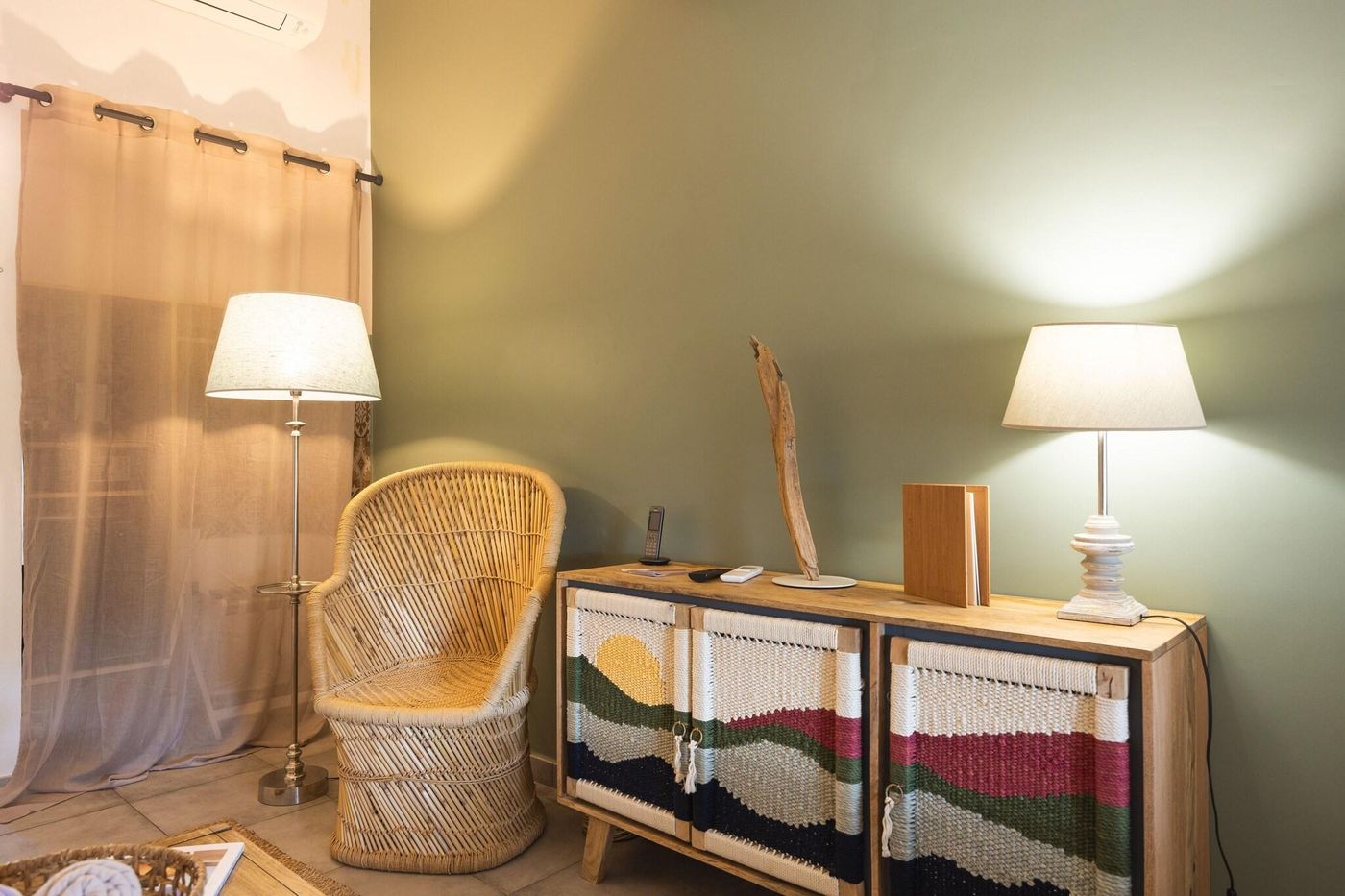 Font-Mourier-Hotel-Room-35