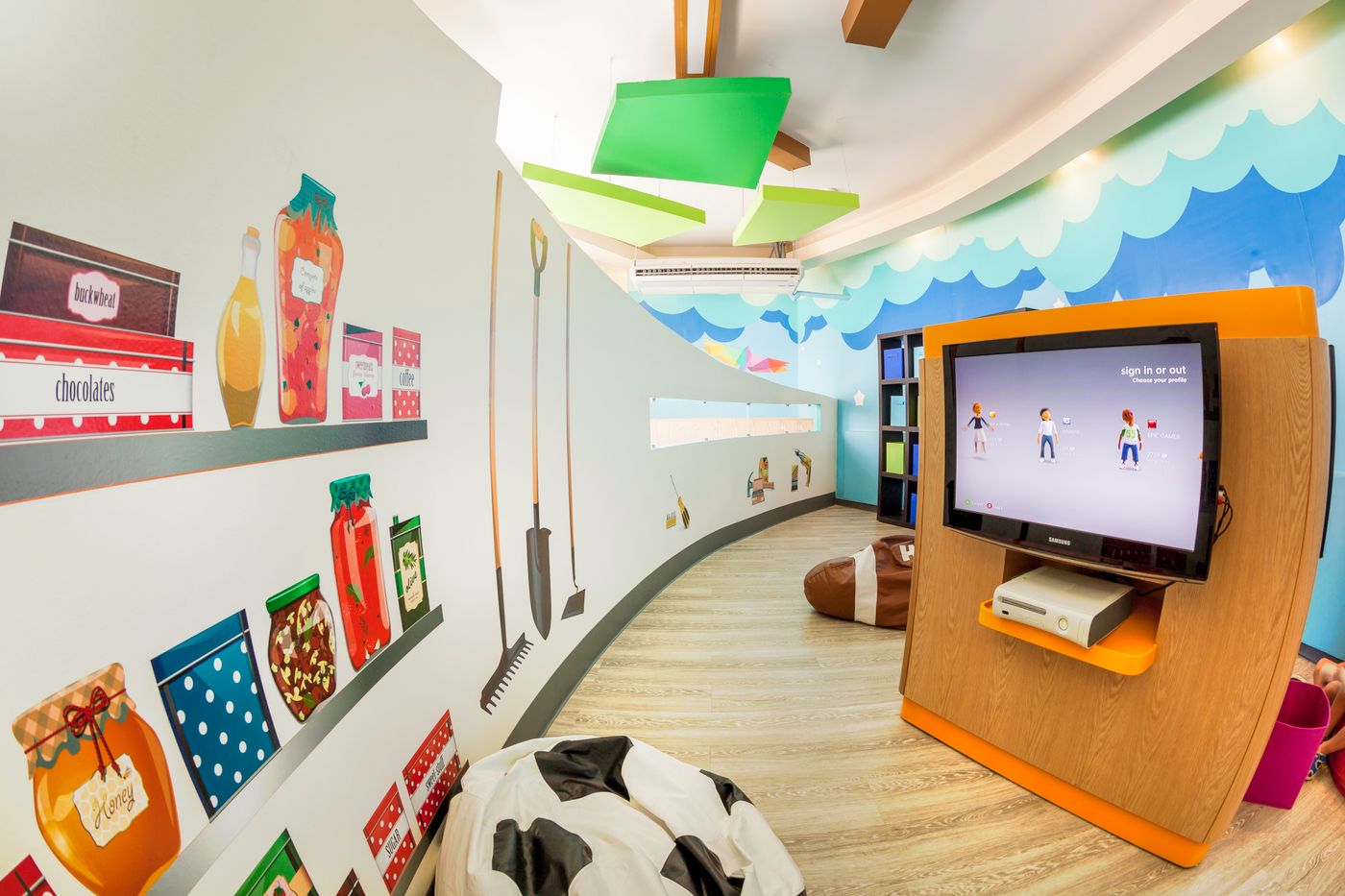 Beach-Palace-Sports-and-Entertainment-35