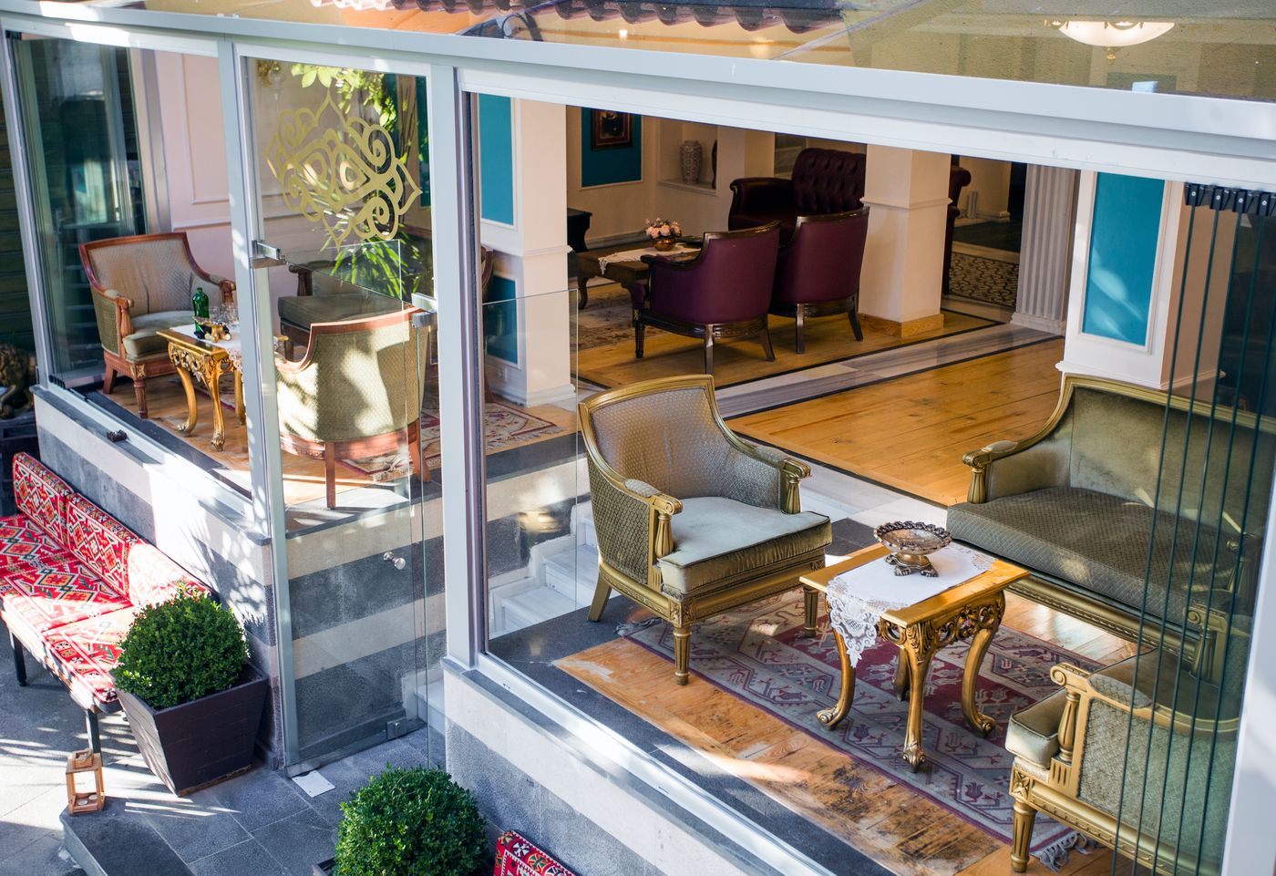 Garden-House-Istanbul-Lobby-3