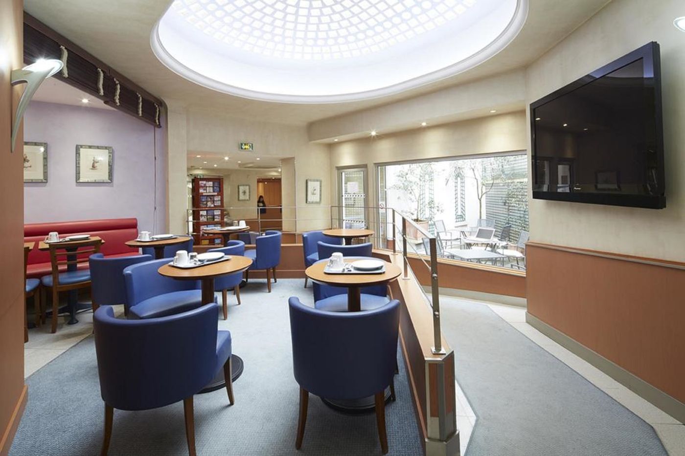 Campanile-Paris14-Maine-Montparnasse-Bar-12