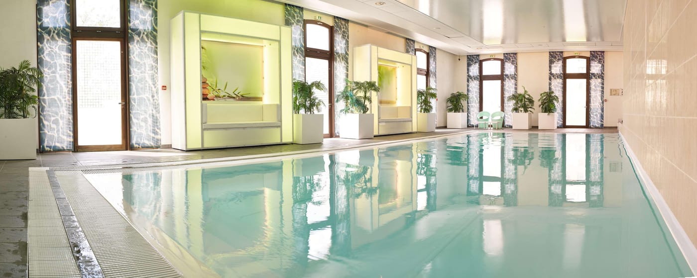 Radisson-Blu-Hotel-Paris--Marne-la-Vallee-Pool-52