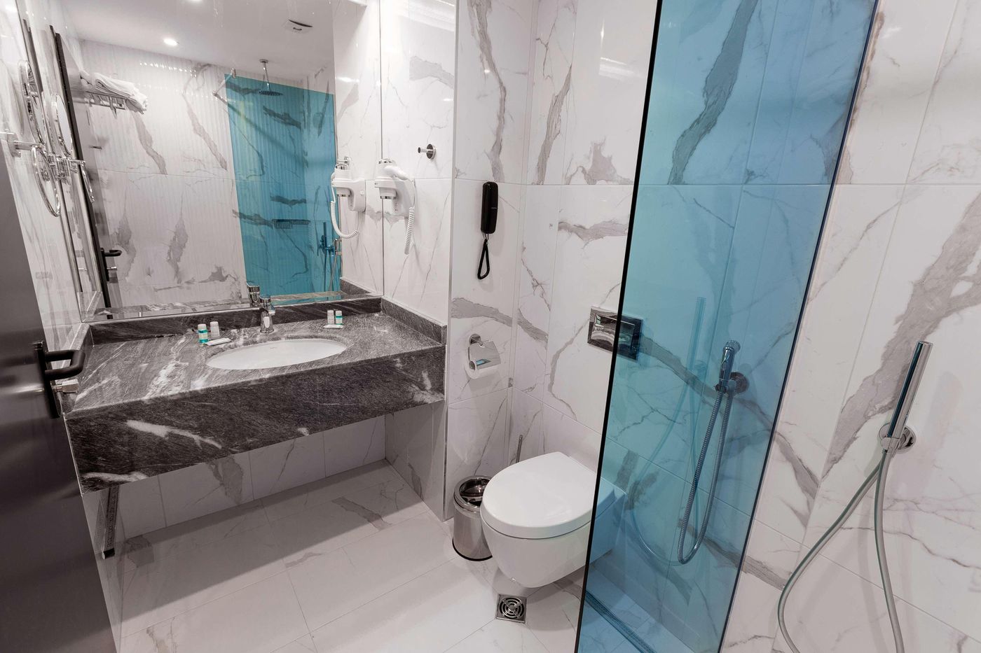 Best-Western-Plus-Premium-Inn-Room-25