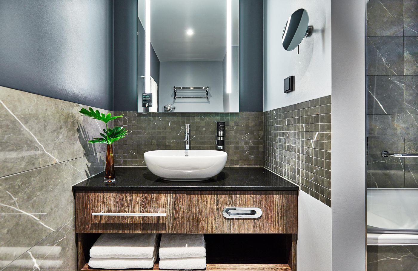 NYX-Hotel-Warsaw-by-Leonardo-Hotels-Room-46