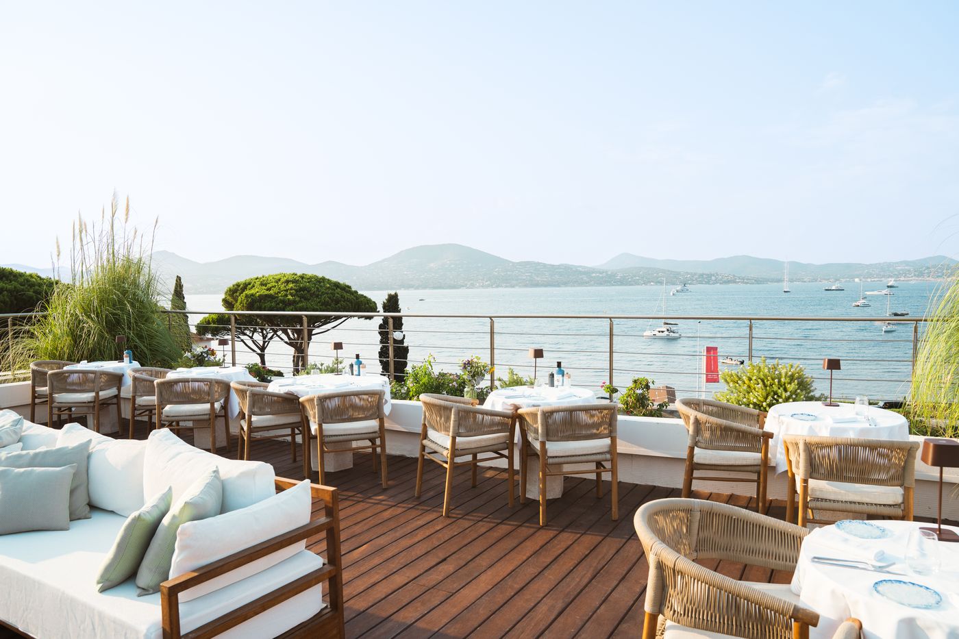 Kube-Hotel-St-Tropez-Bar-22