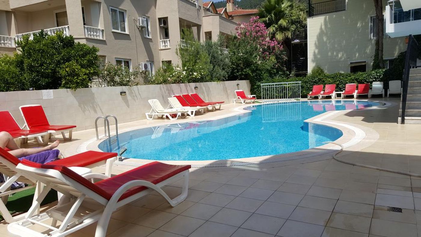 Tolan-Apartments-Pool-7