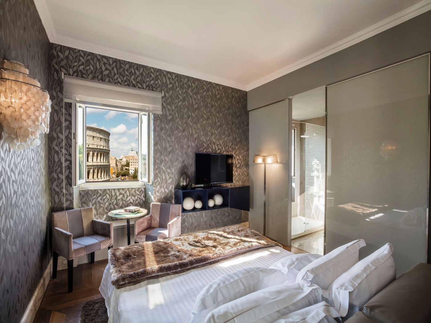 Palazzo-Manfredi-Small-Luxury-Hotels-of-the-World-Room-18