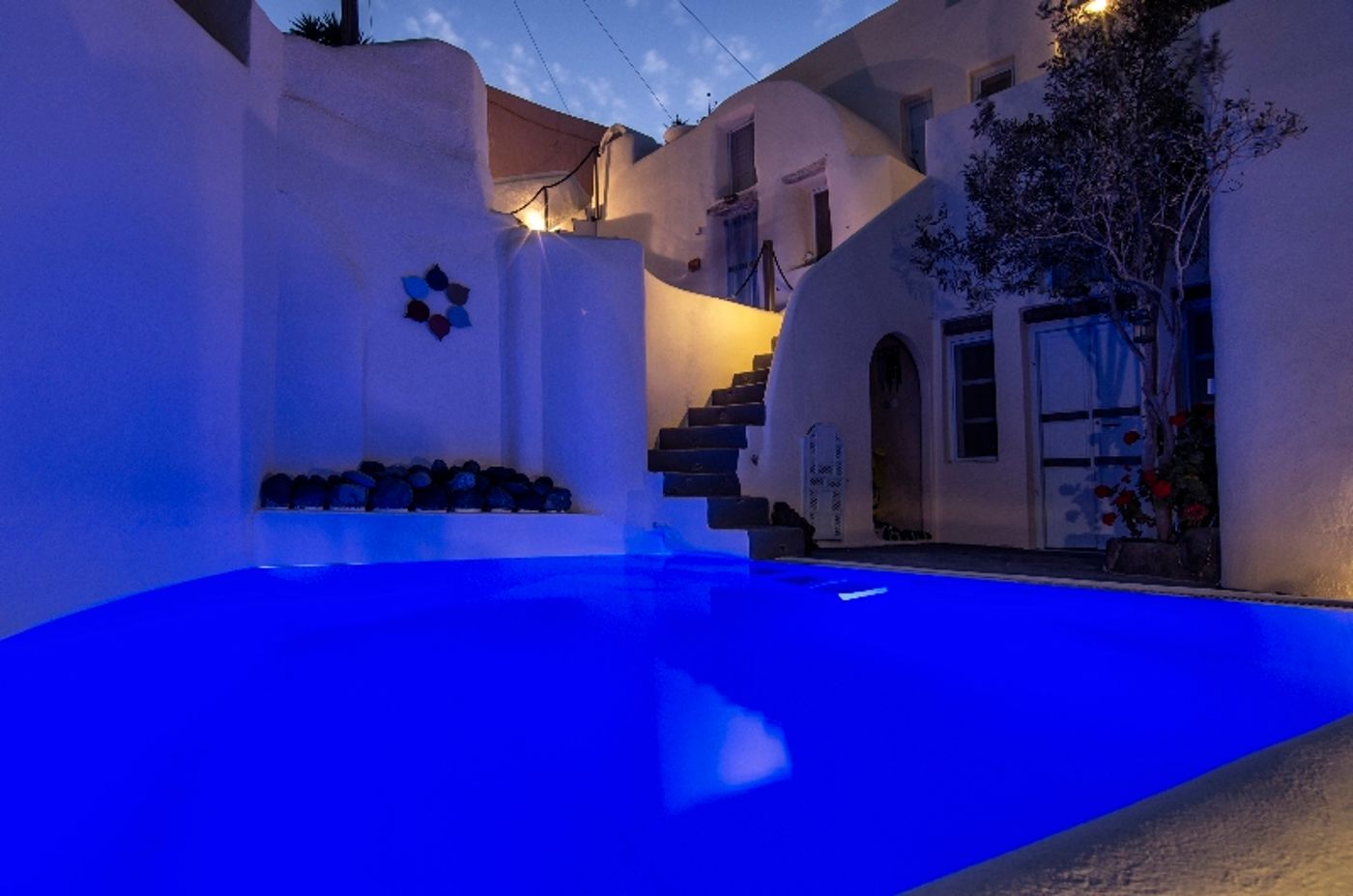 Timedrops-Santorini-Pool-9