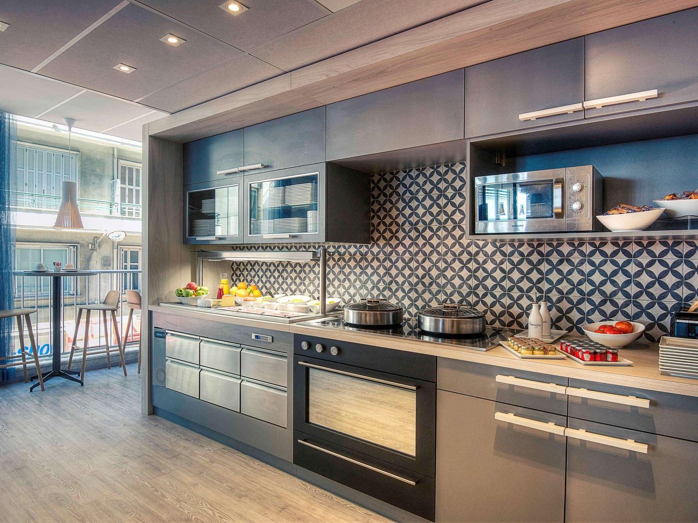 Mercure-Nice-Promenade-des-Anglais-Restaurant-37