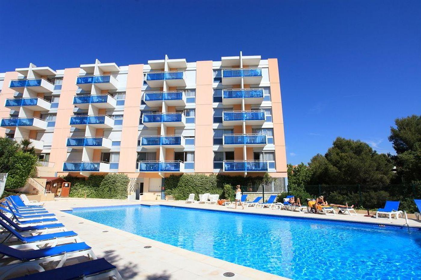 Inter-Hotel-Residence-les-Agapanthes-General-view-2