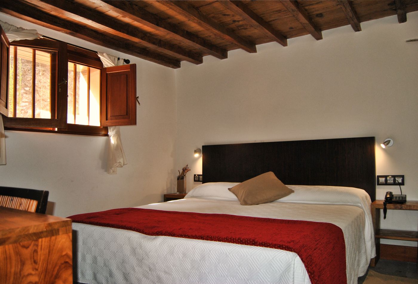 Hotel-Rural-El-Mondalon-Room-34