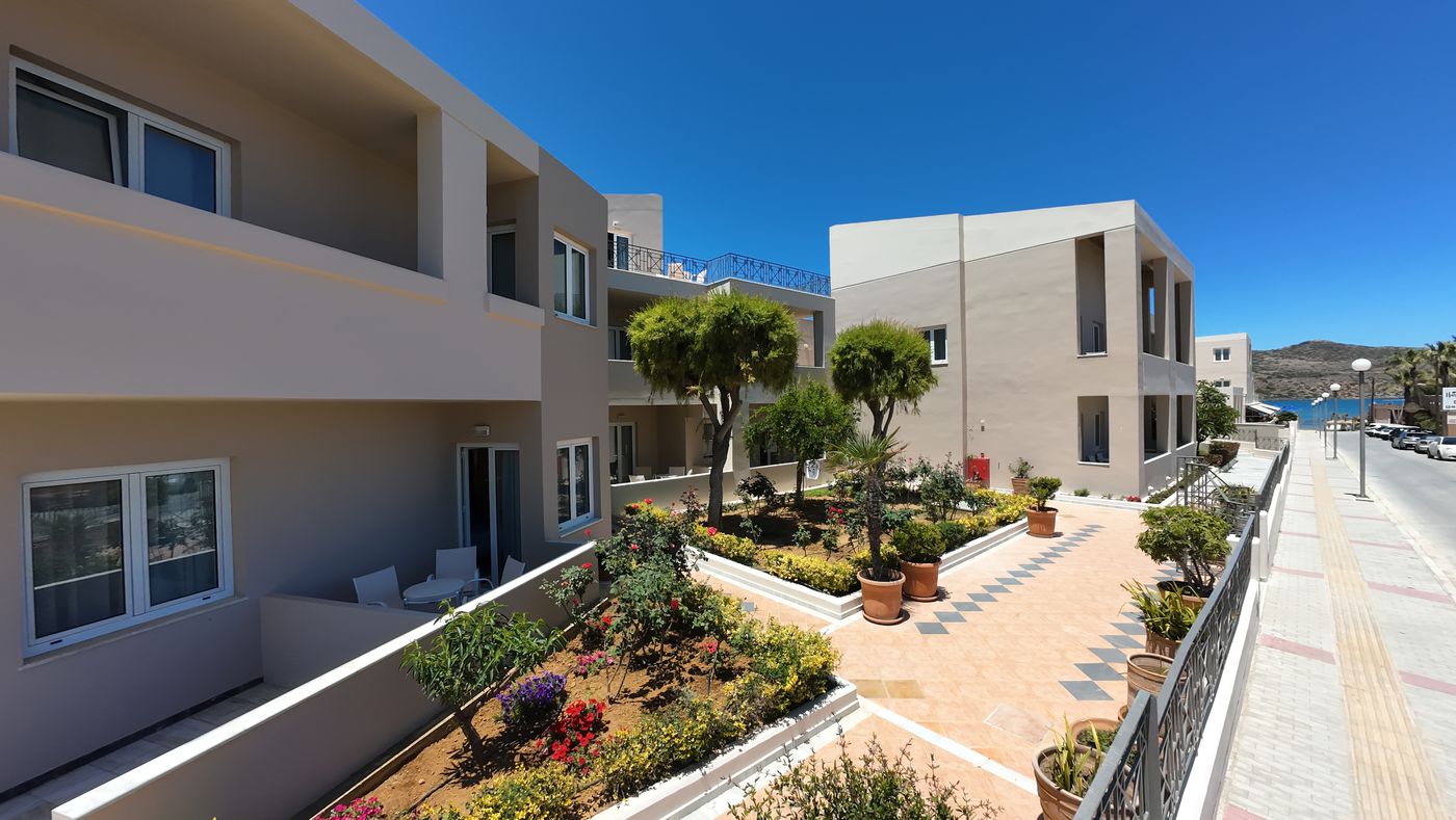 Ilianthos-Village-Terrace-12