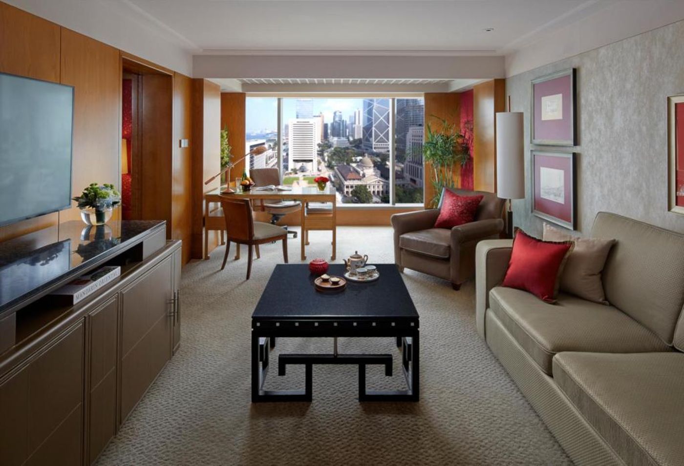 Mandarin-Oriental--Hong-Kong-Room-10